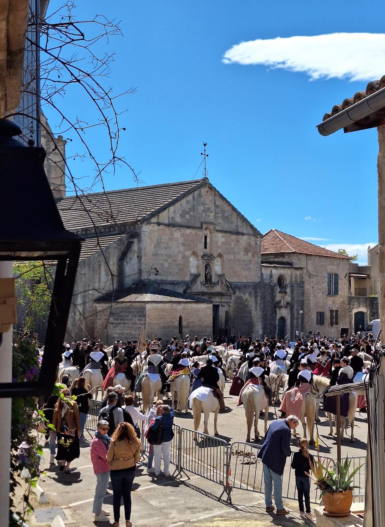 La Garriguette Appart Centre Historique Calme Climatise 6 Couchages Arles Dış mekan fotoğraf